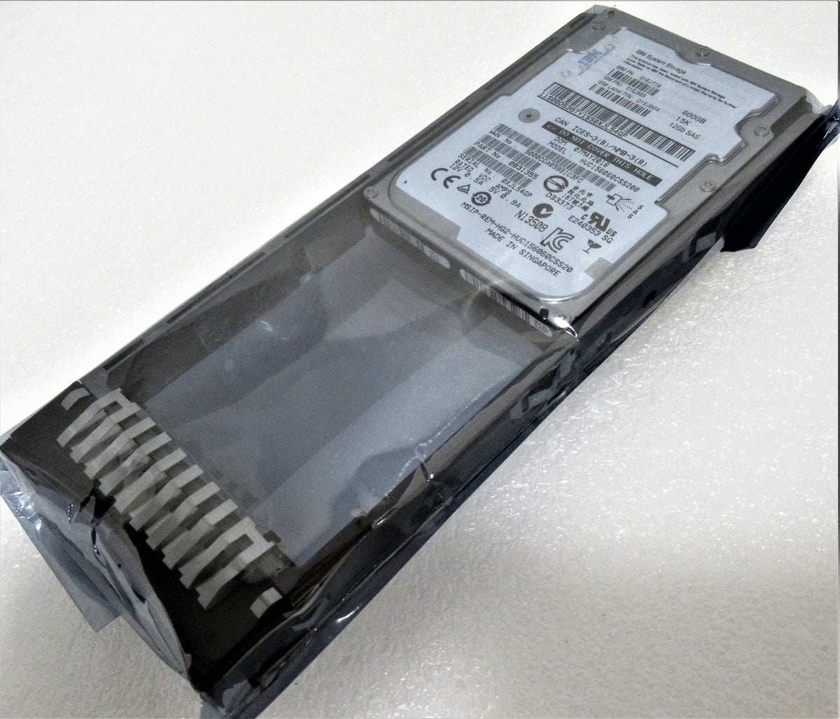 01EJ585 ibm storage drive
