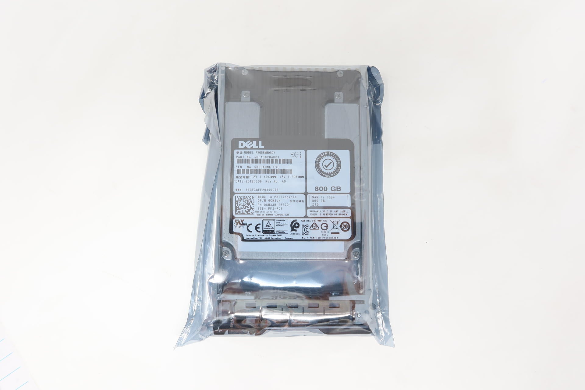 	
CN3JH Dell 800GB SAS 2.5" 12G MU SSD Gen13 Solid State Drive PX05SMB0B0Y  